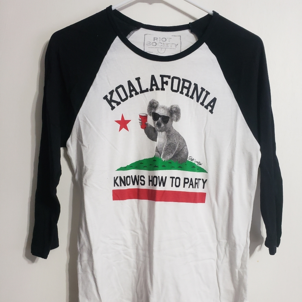 Raglan style T